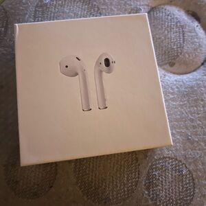 Apple White Earbud Headphones